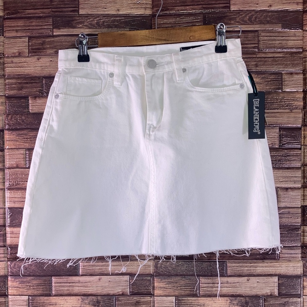 NWT BlankNYC White Distressed Frayed Denim Skirt Size 25